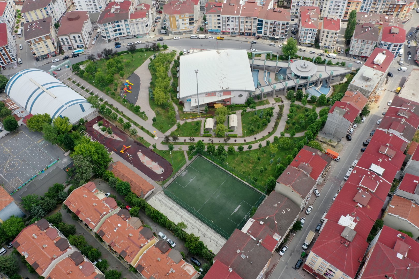 75.YIL PARKI