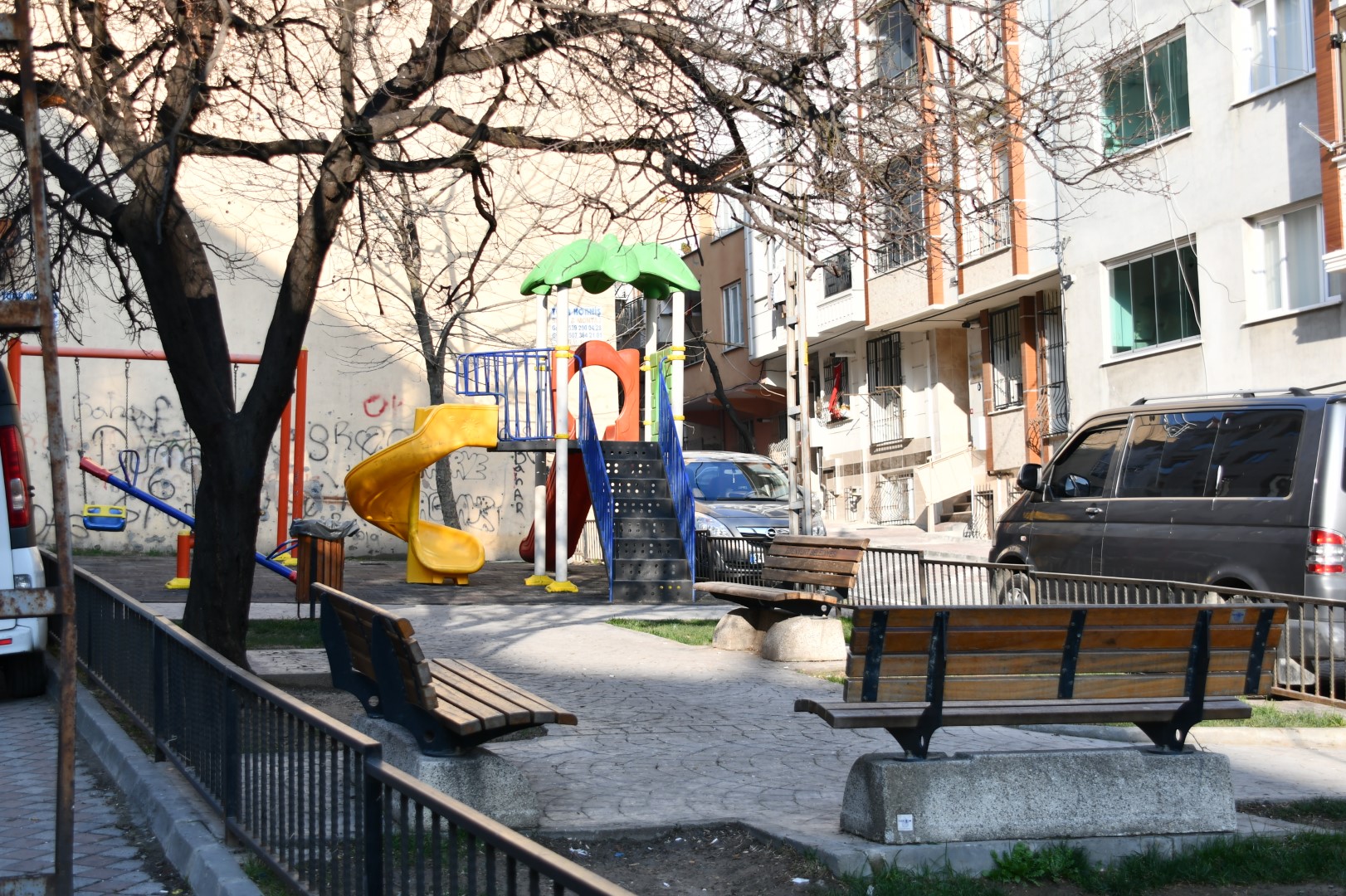85.SOKAK PARKI