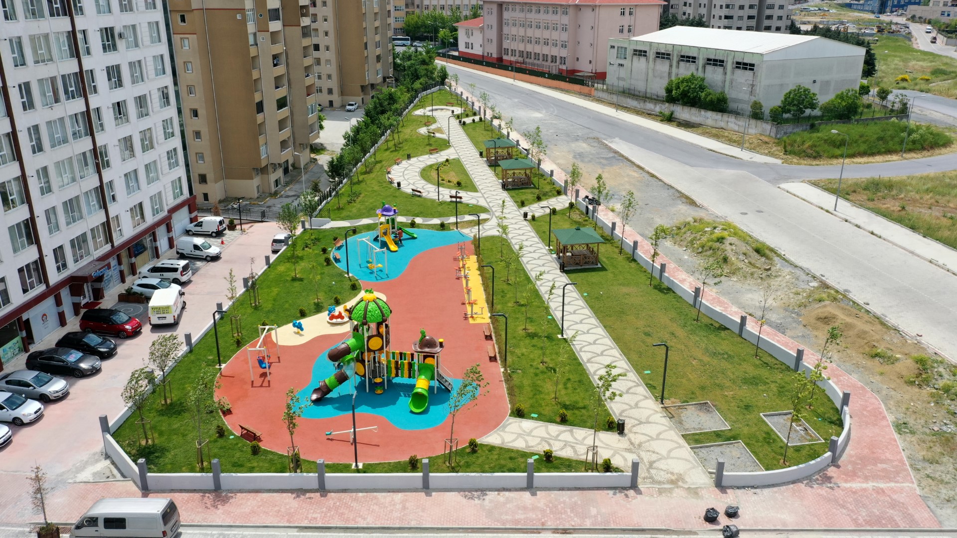 564. SOKAK PARKI